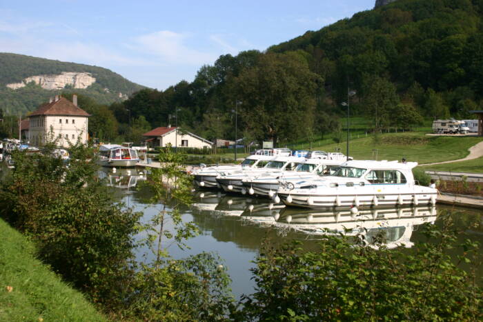 Halte fluviale Domaine dAucroix Credit Ville de Baume les Dames Libre de droit 4